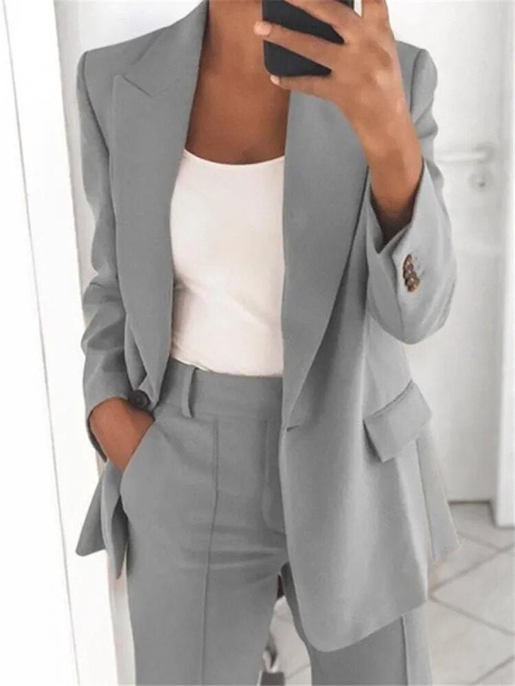 Chloe - Elegant Women’s 2-Piece Suit - Style, Comfort, and Sophistication