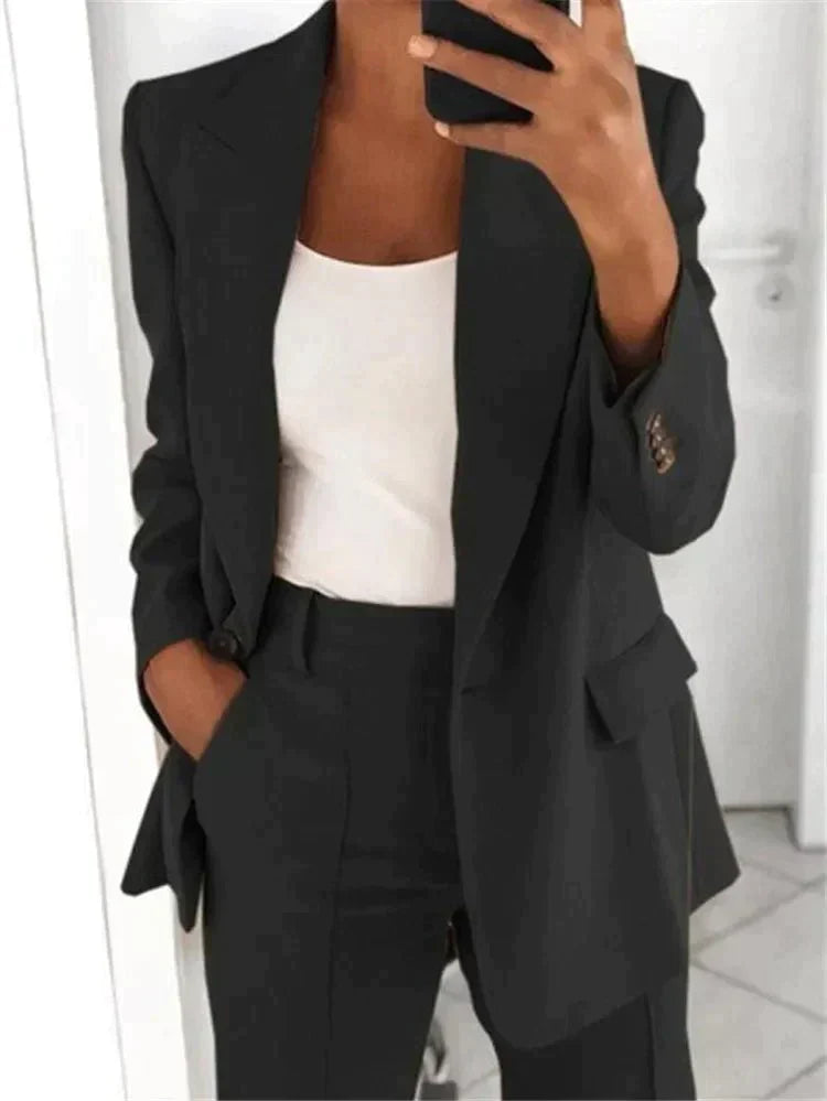Chloe - Elegant Women’s 2-Piece Suit - Style, Comfort, and Sophistication