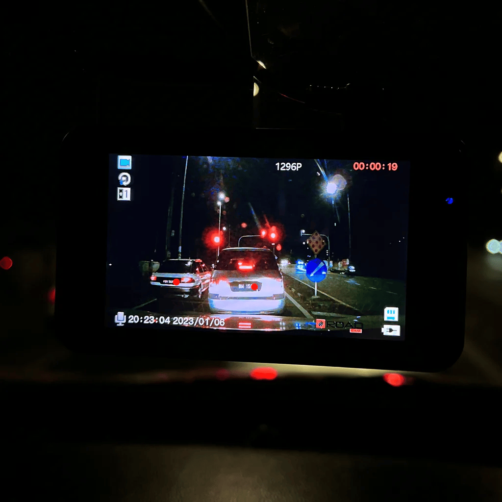 VisionSafe - Dual-Lens HD Dashcam - Enhanced Safety with 24-Hour Parking Surveillance