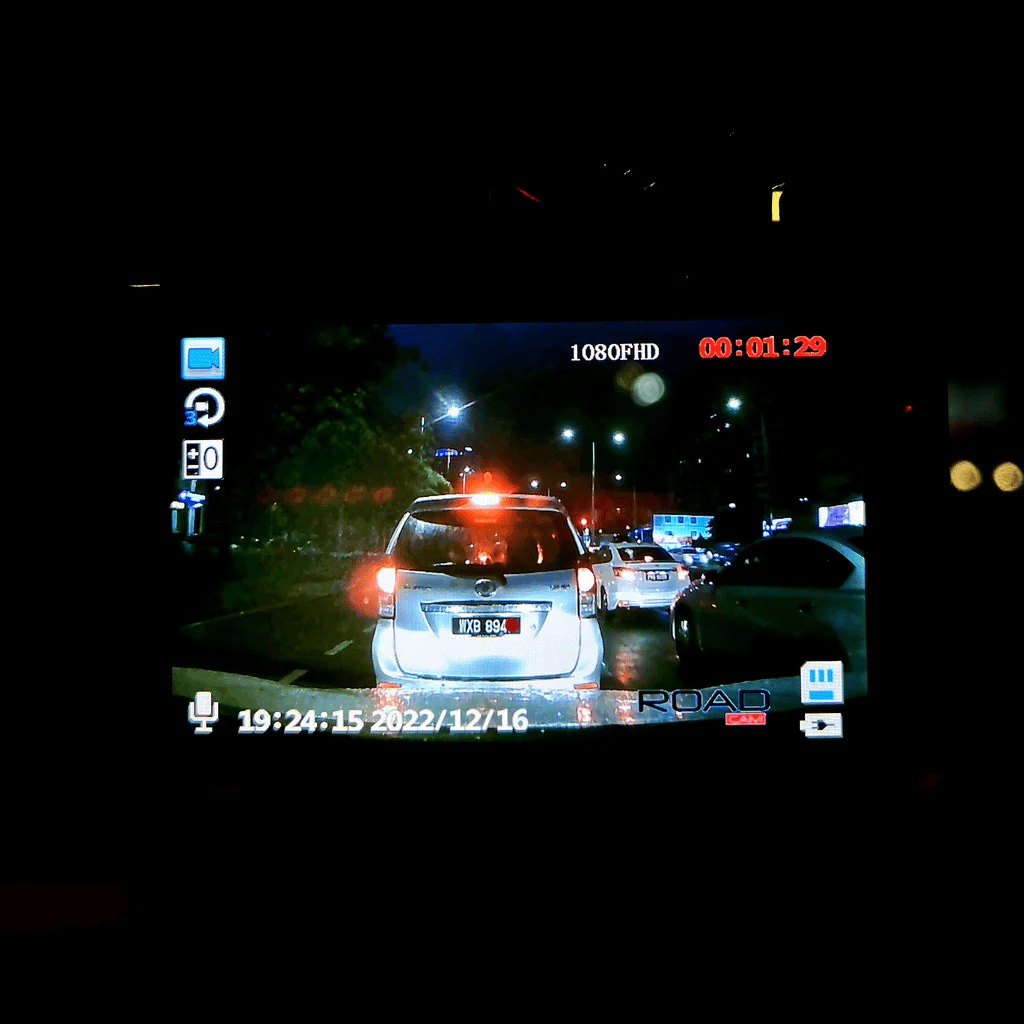 VisionSafe - Dual-Lens HD Dashcam - Enhanced Safety with 24-Hour Parking Surveillance