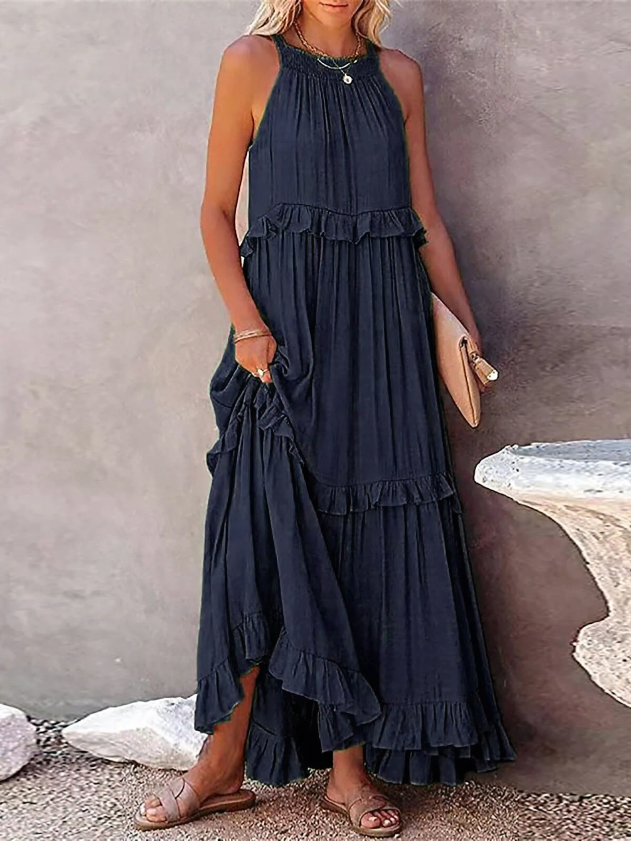 Erin - Flowy Summer Maxi Dress with Adjustable Straps - Perfect for Warm Days