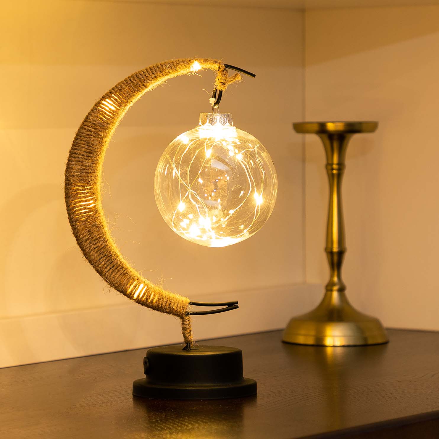 MoonGlow - Magical Lunar Lamp - Illuminate Your Space with Serenity