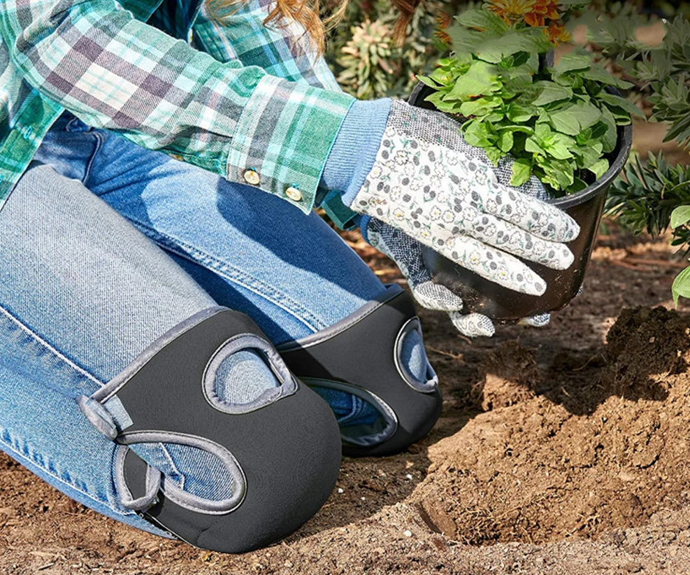 KneeGuard - Knee Pads for Ultimate Comfort - Durable Protection for Gardening and More