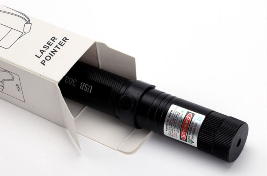 LaserPro - High Power Rechargeable Laser Pointer - Extended Range for Precision and Efficiency