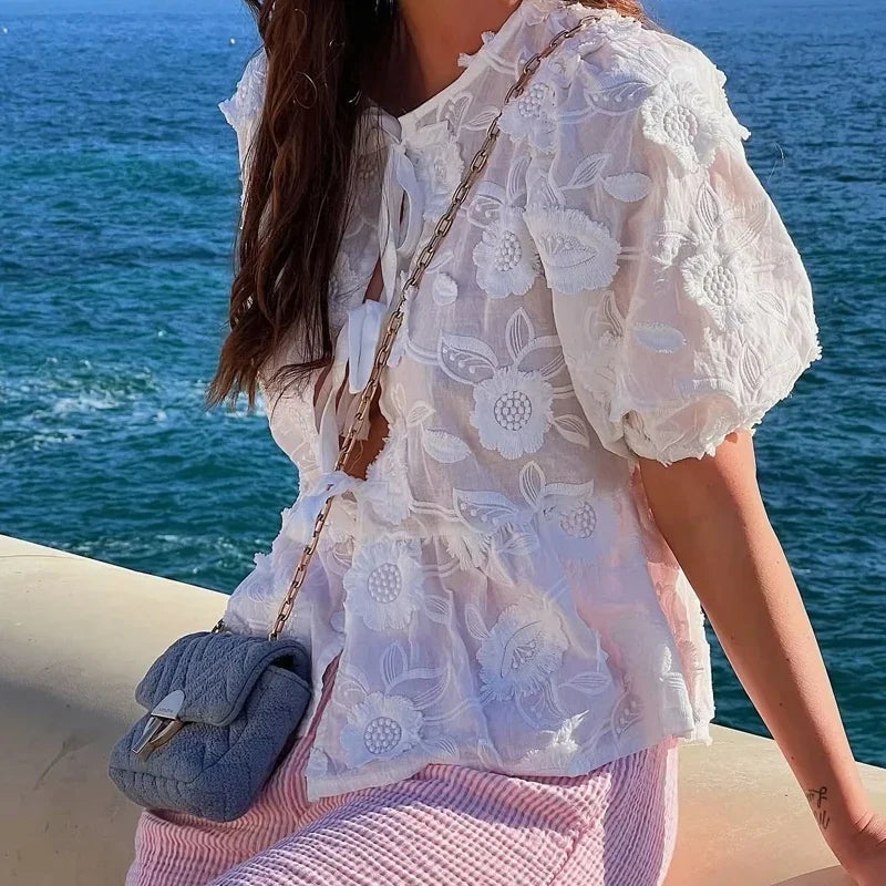 Mila - Elegant Short-Sleeved Blouse - Perfect for a Polished Look