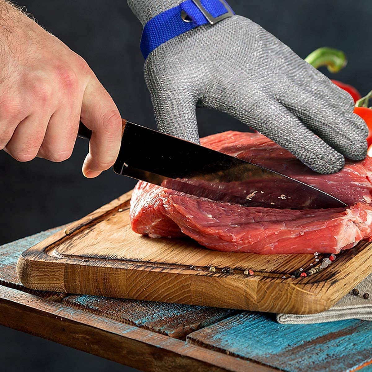 SafeGrip - Durable Safety Glove with Stainless Steel Protection - Secure and Reliable
