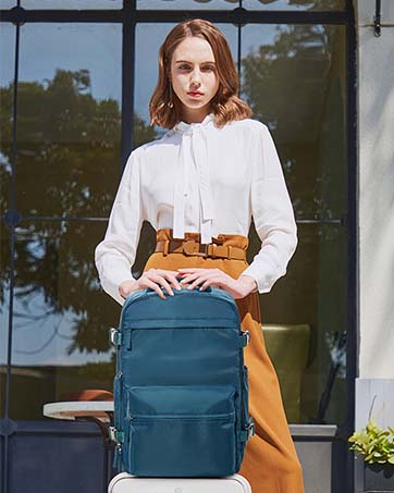 Expandable Vacuum Travel Backpack – Smart, Spacious & Versatile