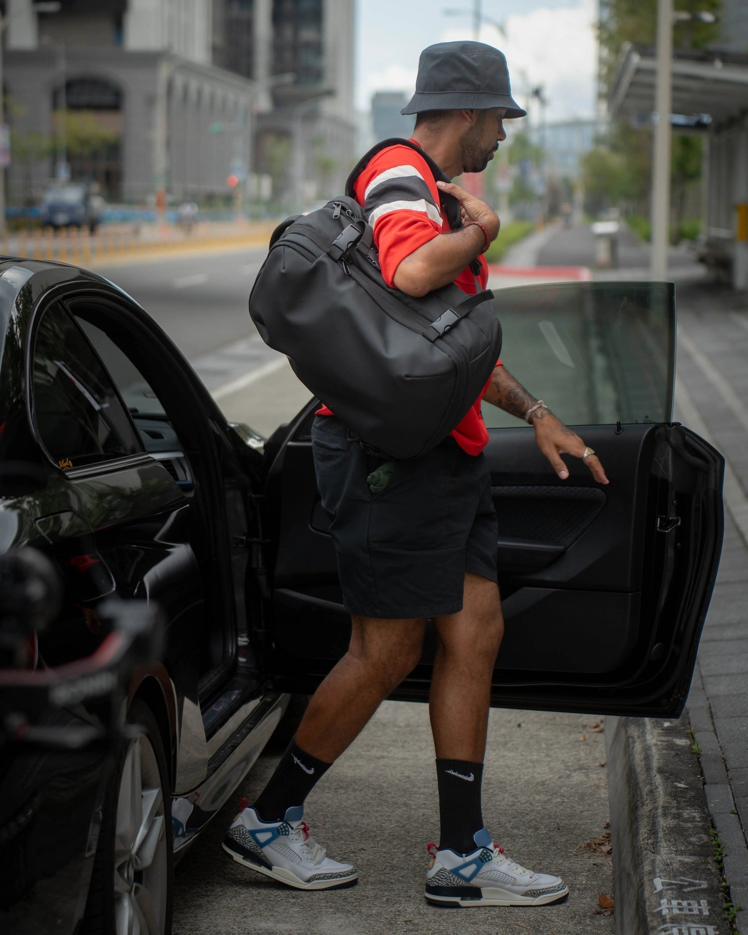 Expandable Vacuum Travel Backpack – Smart, Spacious & Versatile