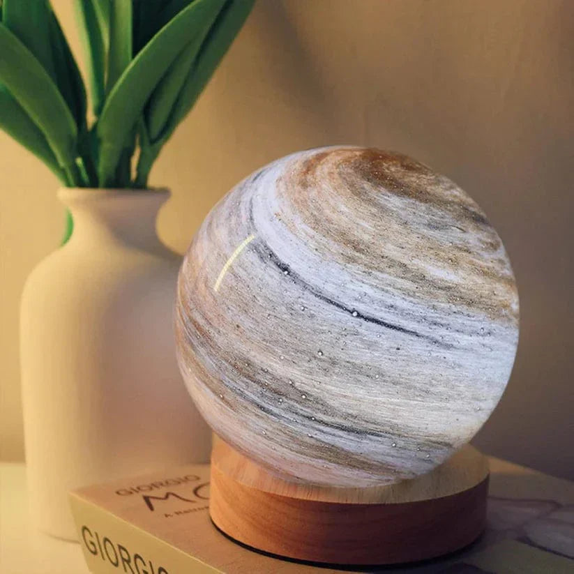 LunaGlow - Magical Moon Lamp - USB Powered for a Captivating Atmosphere