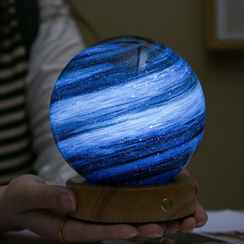 LunaGlow - Magical Moon Lamp - USB Powered for a Captivating Atmosphere