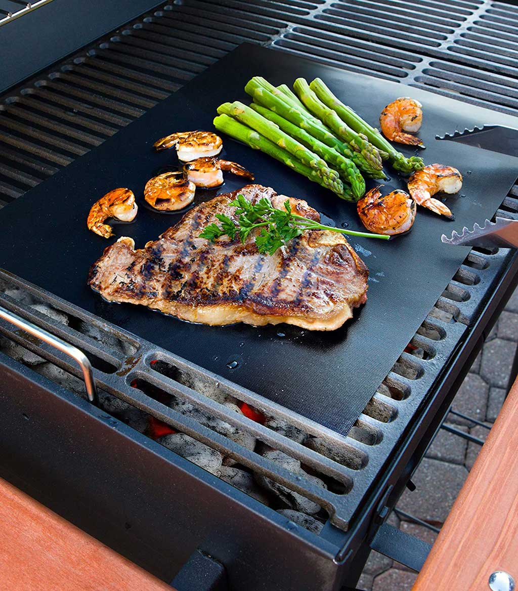 GrillGuard - Non-Stick Heat-Resistant BBQ Grill Mat - Easy to Clean (2+2 FREE)
